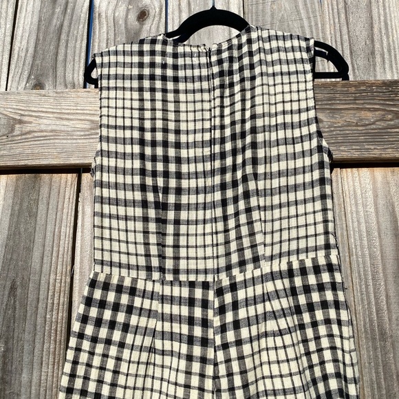 Urban Outfitters jumpsuit jumper romper in black and cream with pockets - Picture 6 of 7